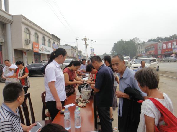金惠/二、郓城县组织“金惠工程“志愿者开展残币回收进万家活动